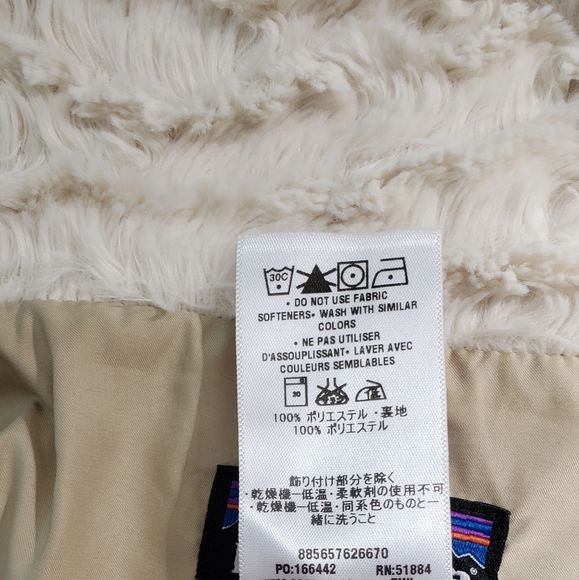 COPY - 🎉HP🎉Patagonia Pelage Fleece Jacket in Raw Linen - Picture 11 of 14